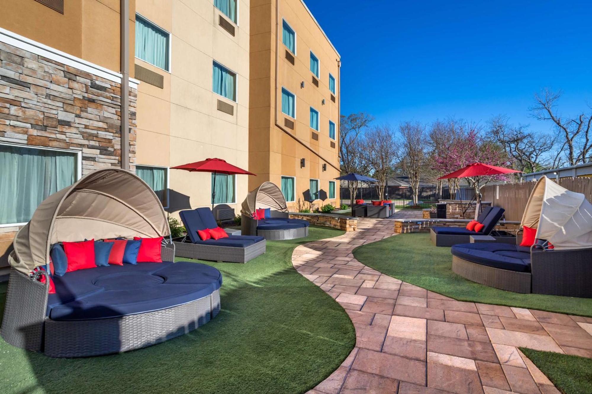 Best Western Plus Lake Jackson Inn & Suites Eksteriør billede