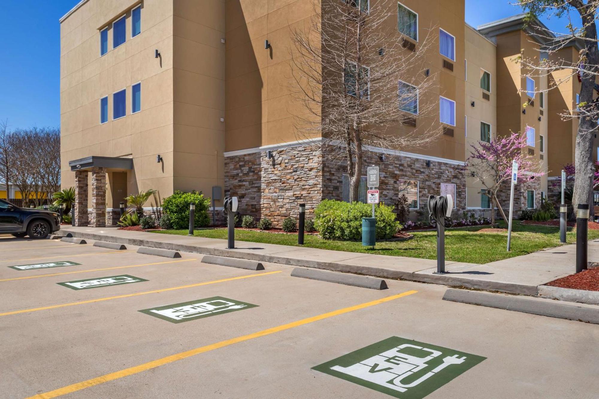 Best Western Plus Lake Jackson Inn & Suites Eksteriør billede